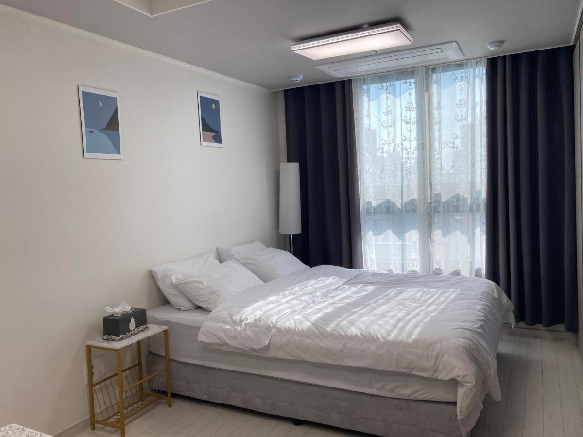 Moon Stay Star Bnb Daegu Bagian luar foto
