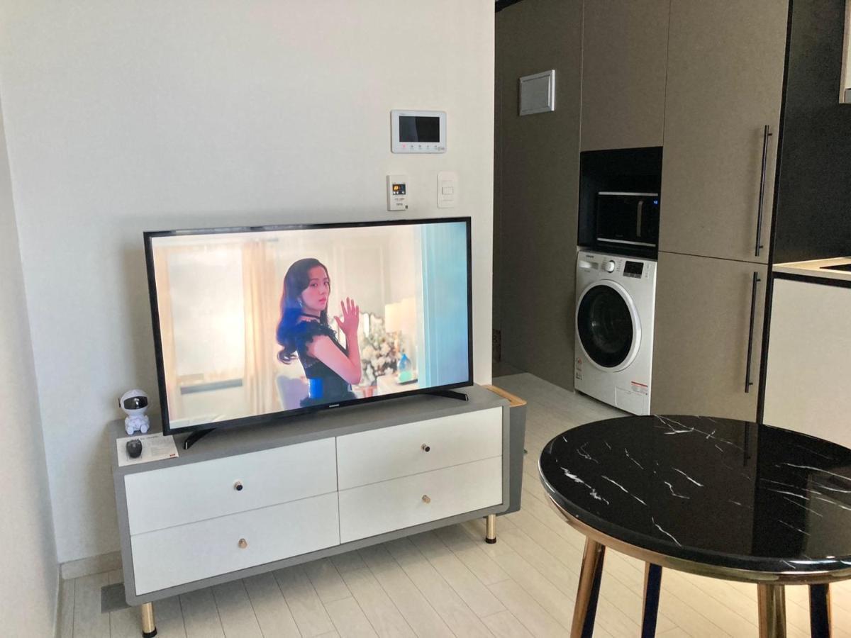 Moon Stay Star Bnb Daegu Bagian luar foto